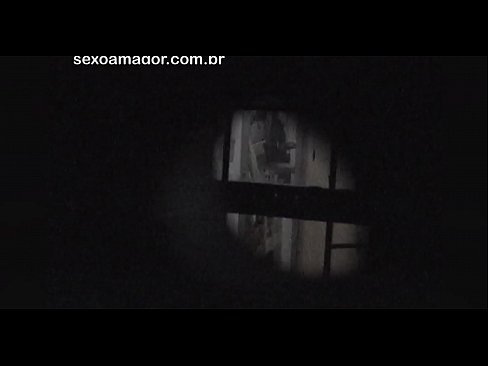 ❤️ Blondie tiġi filmata segretament minn voyeur tal-viċinat moħbi wara briks vojta ❌ Video tal-ħakk lilna mt.cbddeluxe.top ❌️❤