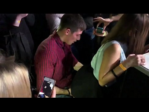 ❤️ Sess reali f'nightclub Russu. Tfajla Russa ta’ 18-il sena fl-anus u l-vaġina fucked f’nightclub ❌ Video tal-ħakk lilna mt.cbddeluxe.top ❌️❤